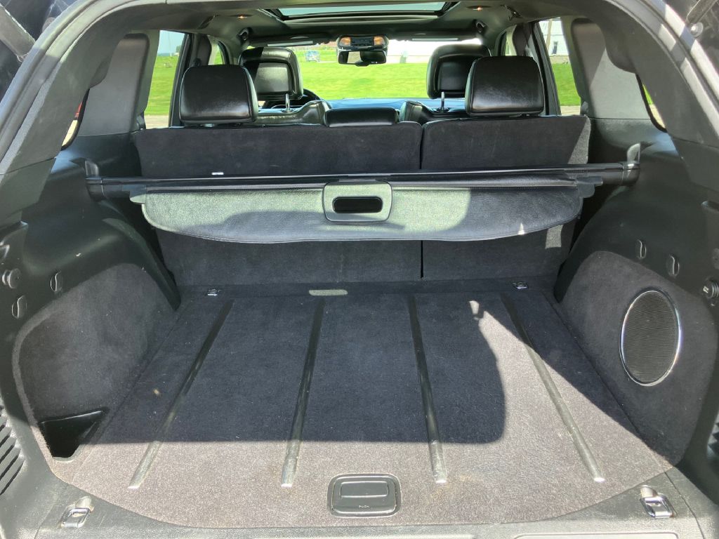 Photo 11 of this JEEP GRAND CHEROKEE