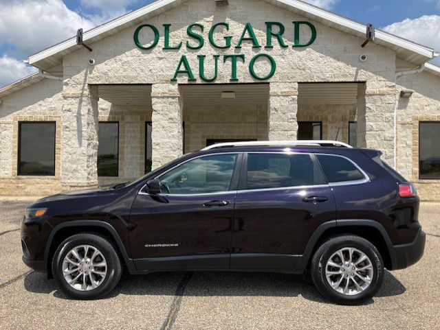 Photo 9 of this JEEP CHEROKEE