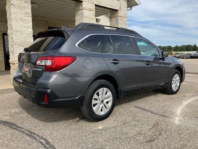 Photo 2 of this SUBARU OUTBACK
