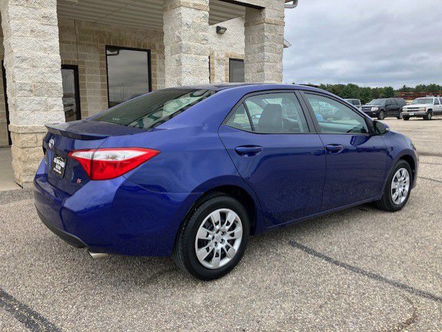 Photo 2 of this TOYOTA COROLLA