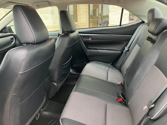 Photo 11 of this TOYOTA COROLLA