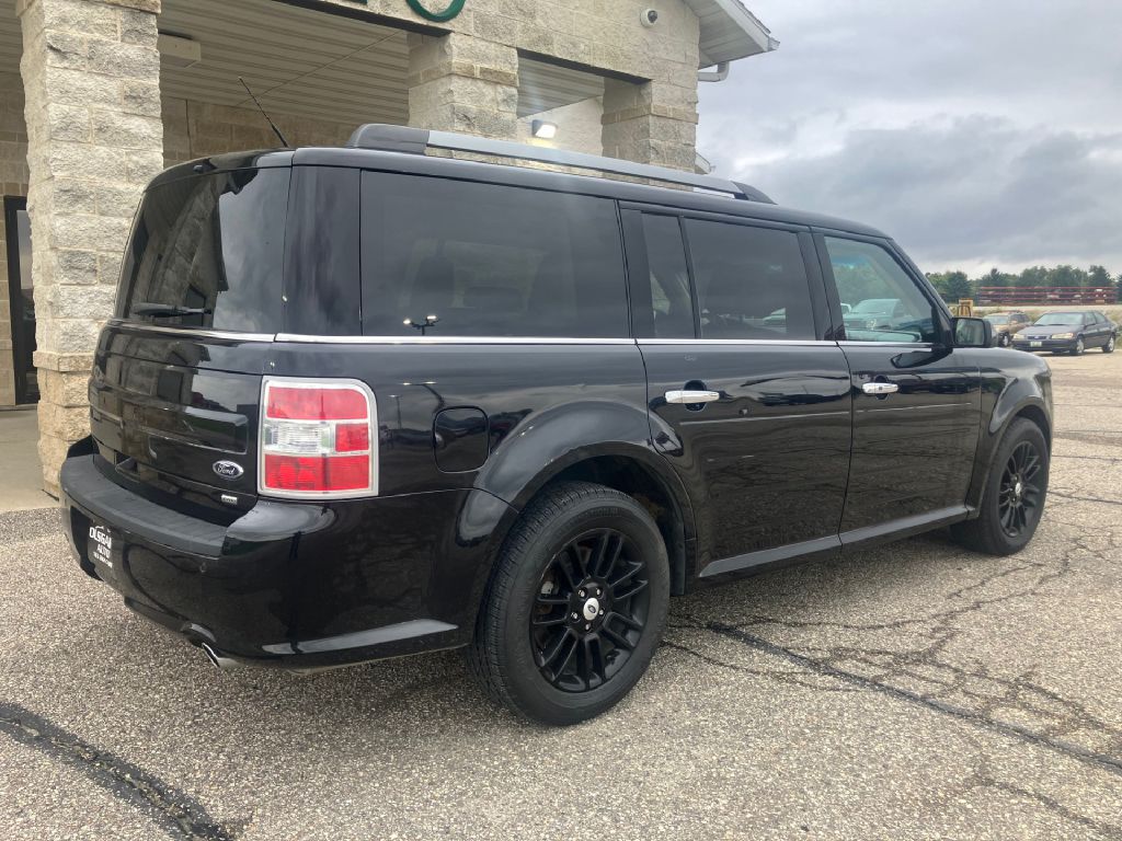 Photo 2 of this FORD FLEX