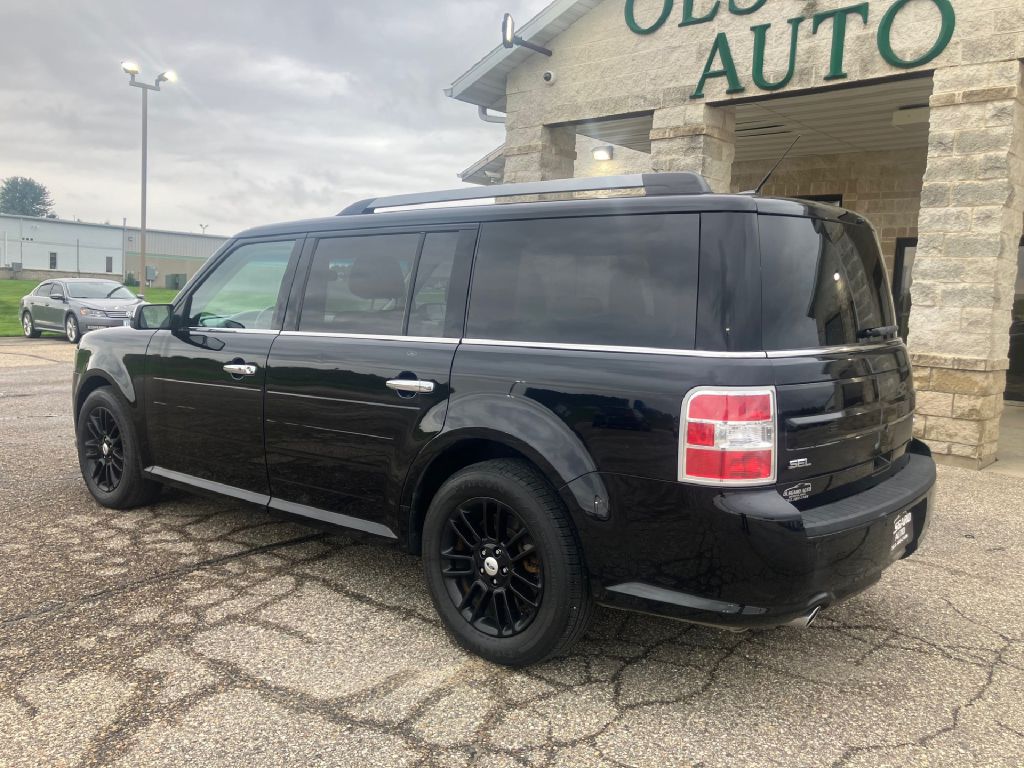 Photo 4 of this FORD FLEX