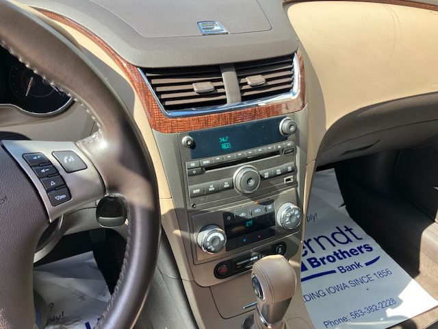Photo 8 of this CHEVROLET MALIBU