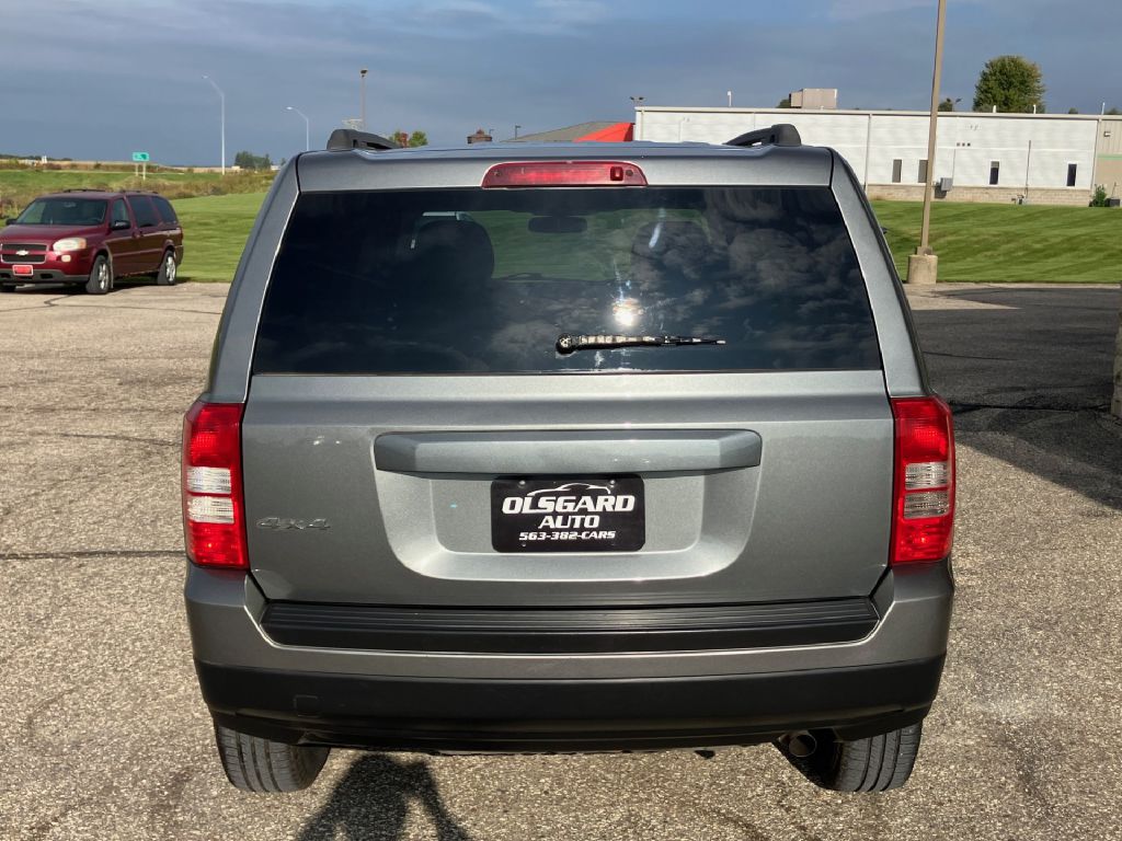 Photo 6 of this JEEP PATRIOT