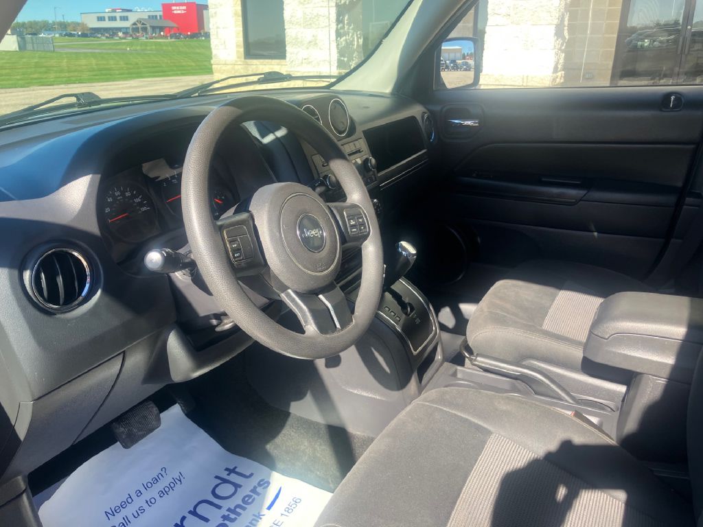 Photo 7 of this JEEP PATRIOT