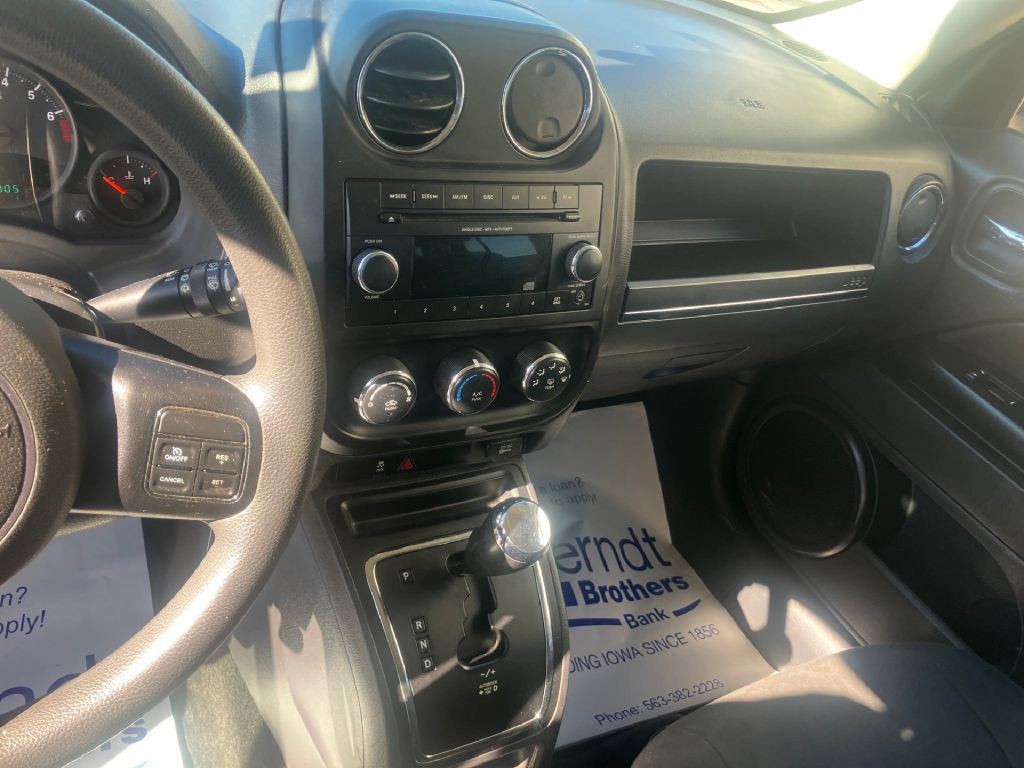 Photo 8 of this JEEP PATRIOT