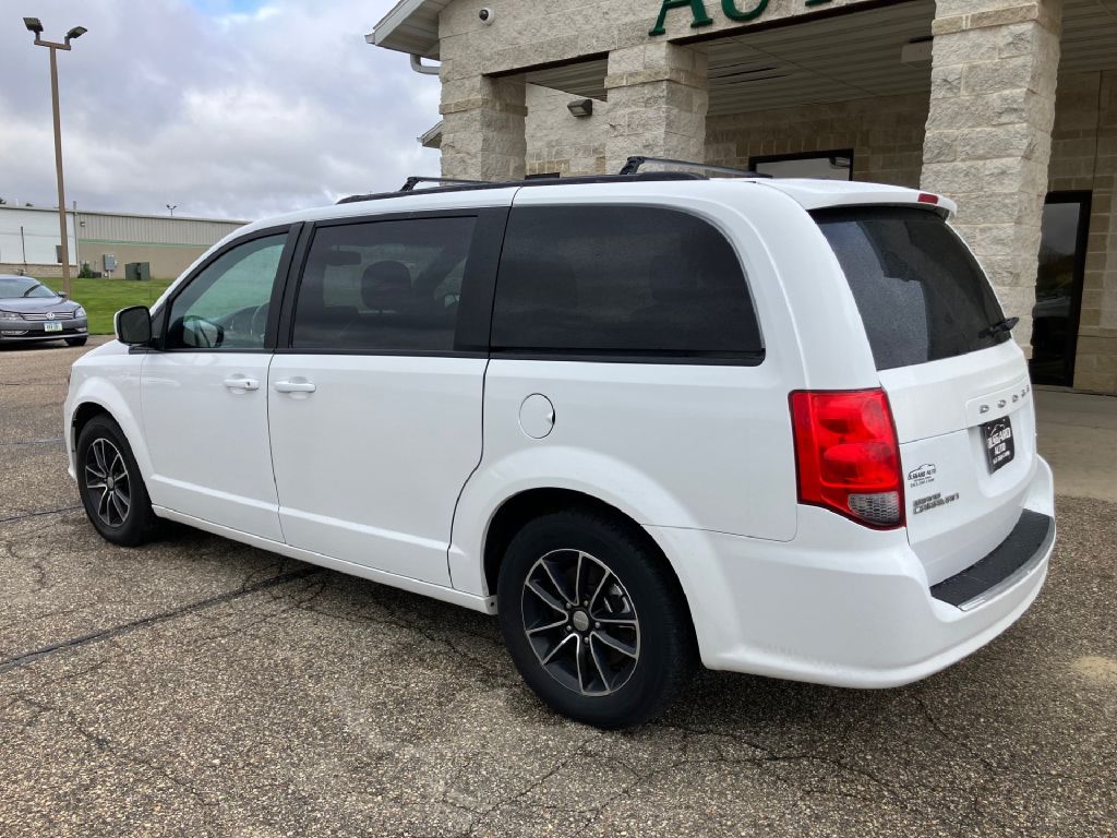 Photo 4 of this DODGE GRAND CARAVAN