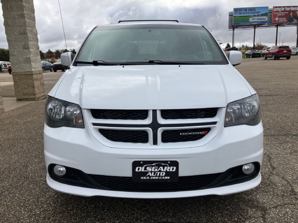 Photo 5 of this DODGE GRAND CARAVAN