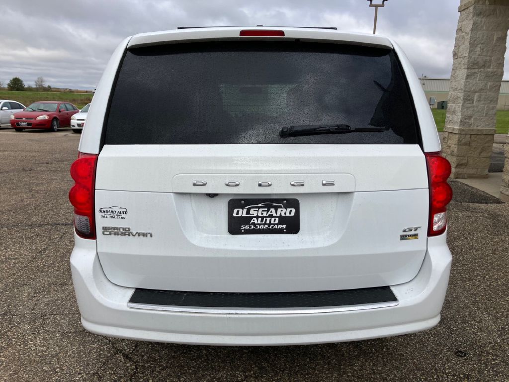 Photo 6 of this DODGE GRAND CARAVAN