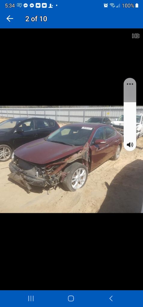 Photo 2 of this NISSAN MAXIMA