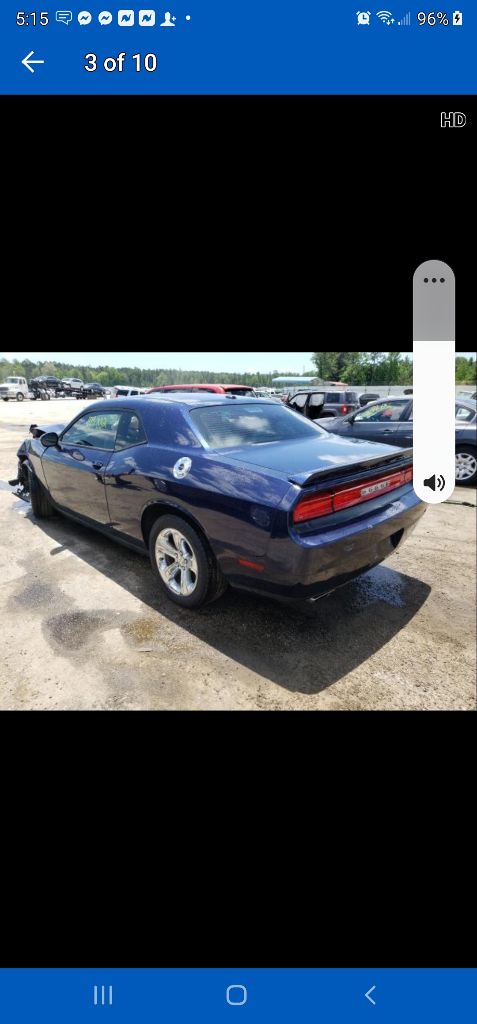 Photo 2 of this DODGE CHALLENGER