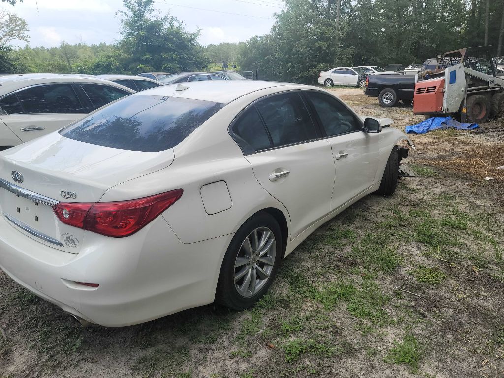 Photo 3 of this INFINITI Q50