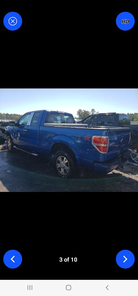 Photo 4 of this FORD F150