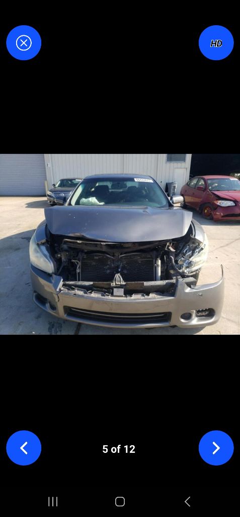 Photo 3 of this NISSAN MAXIMA