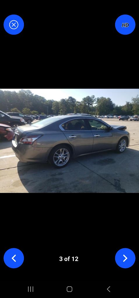 Photo 4 of this NISSAN MAXIMA