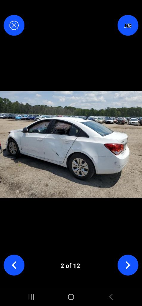 Photo 2 of this CHEVROLET CRUZE