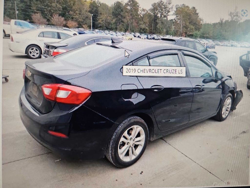 2019 CHEVROLET CRUZE