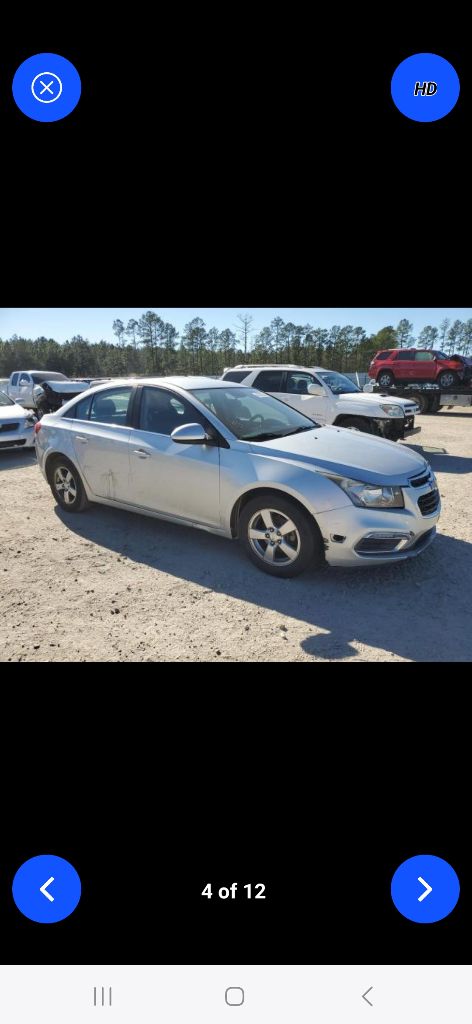 Photo 4 of this CHEVROLET CRUZE
