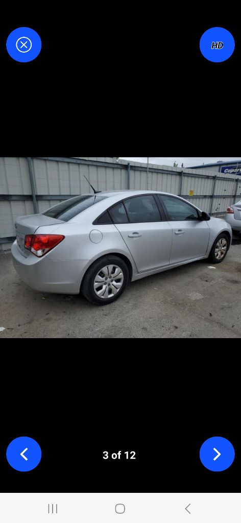 Photo 3 of this CHEVROLET CRUZE