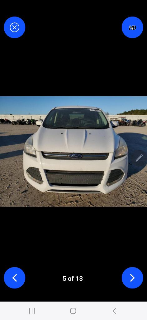 Photo 2 of this FORD ESCAPE