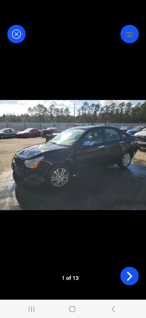 Photo 2 of this FORD FOCUS