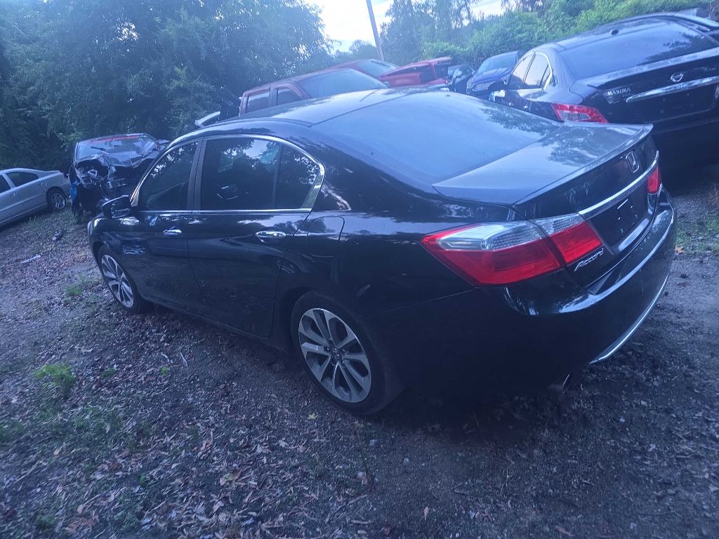 Photo 2 of this HONDA ACCORD