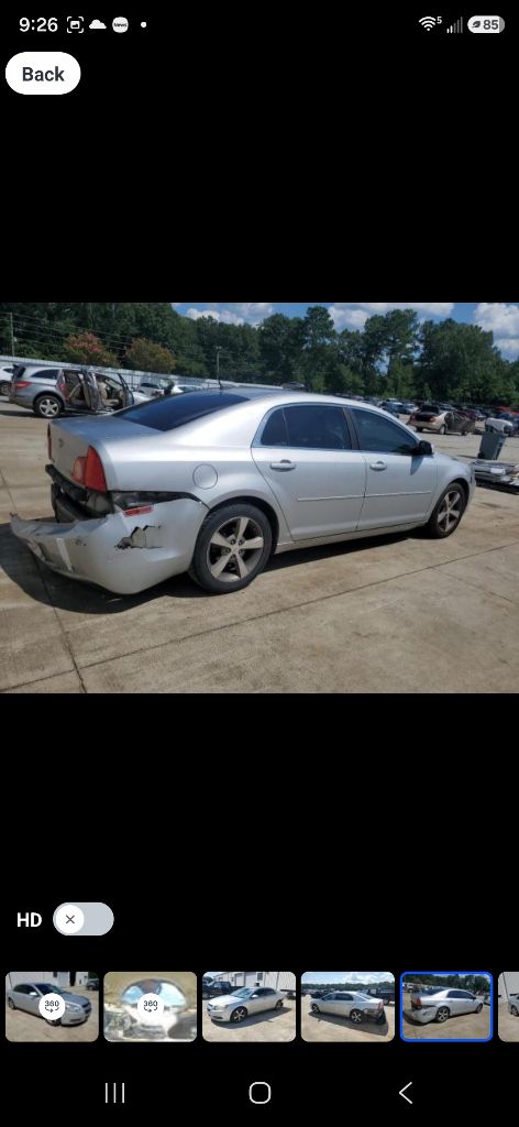 Photo 3 of this CHEVROLET MALIBU