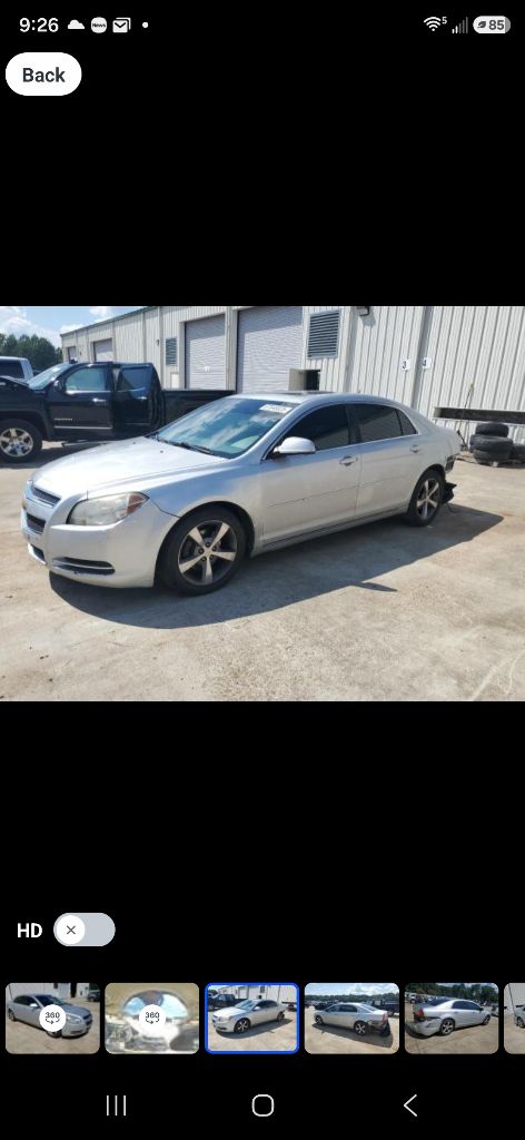 Photo 2 of this CHEVROLET MALIBU