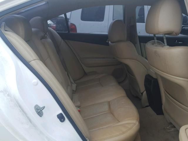 Photo 4 of this NISSAN MAXIMA