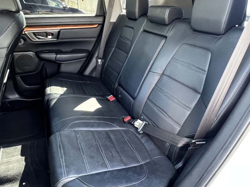 Photo 15 of this HONDA CR-V