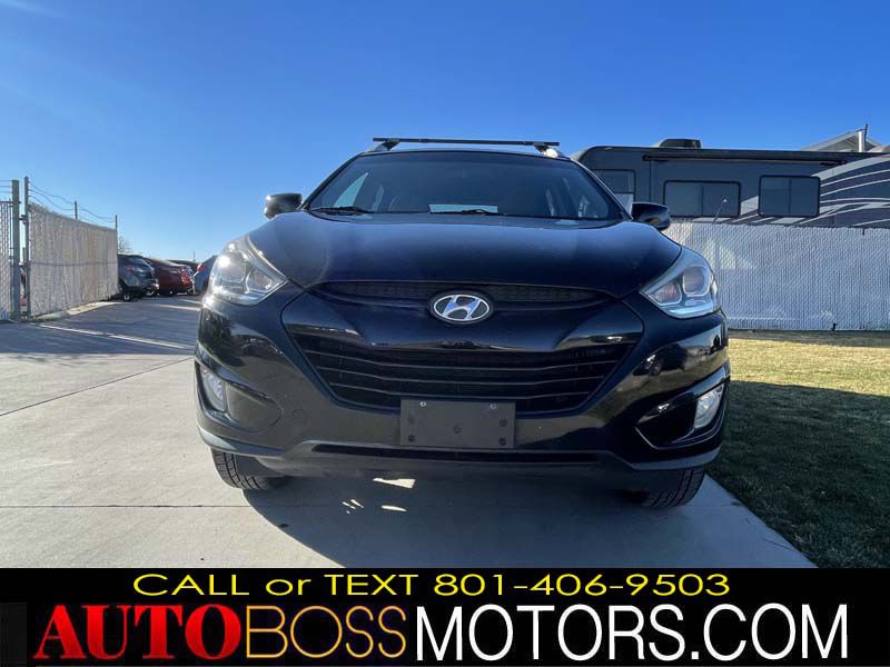 Photo 16 of this HYUNDAI TUCSON