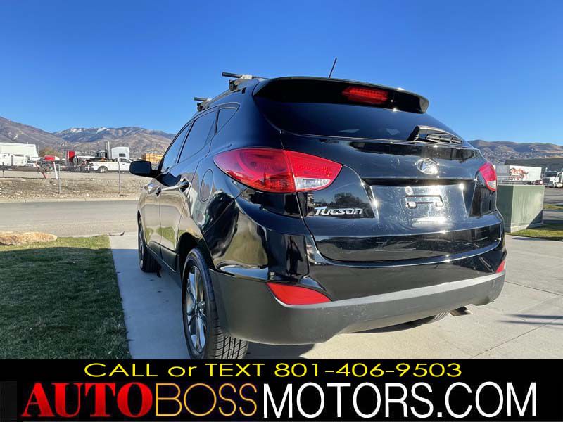 Photo 26 of this HYUNDAI TUCSON