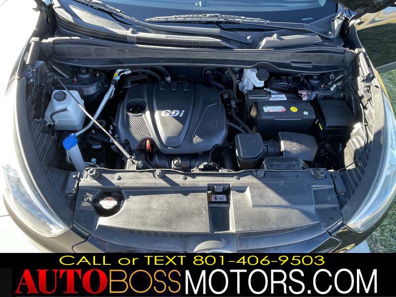 Photo 38 of this HYUNDAI TUCSON