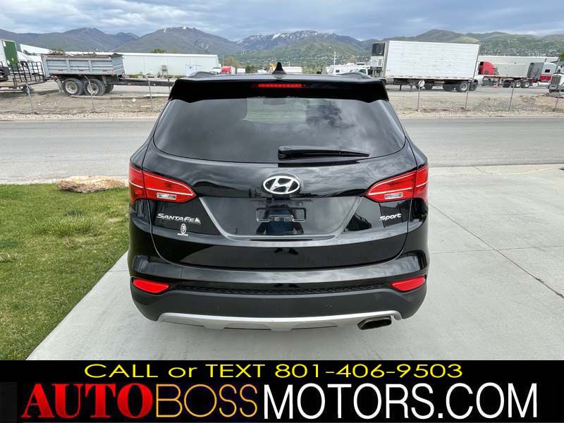 Photo 5 of this HYUNDAI SANTA FE