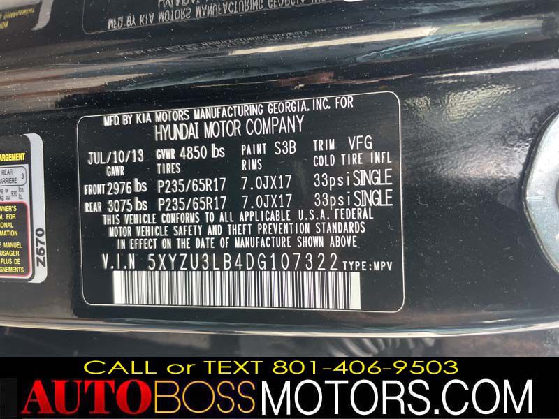 Photo 11 of this HYUNDAI SANTA FE