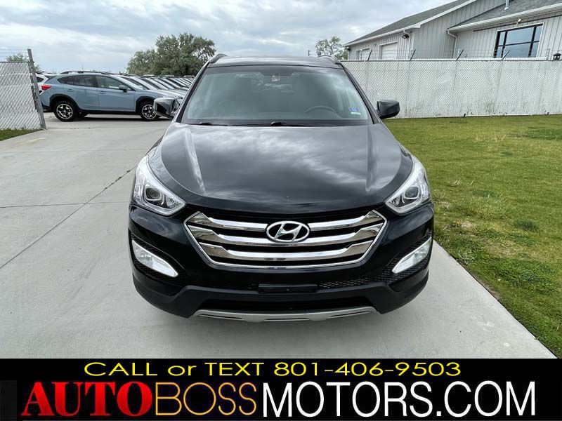 Photo 15 of this HYUNDAI SANTA FE
