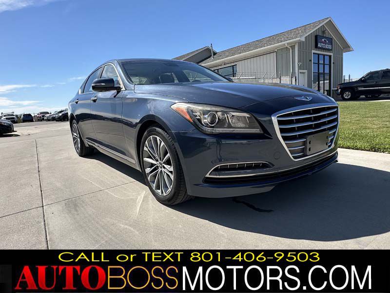 Photo 13 of this HYUNDAI GENESIS