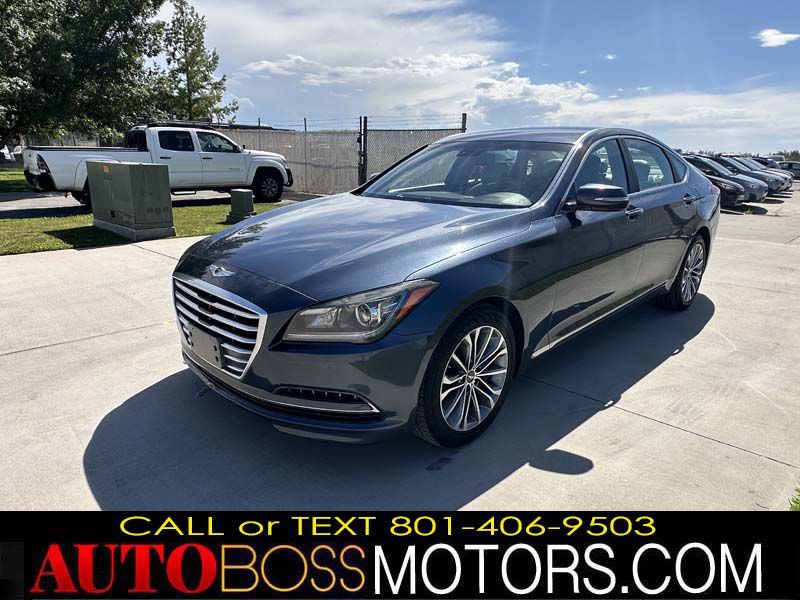 Photo 20 of this HYUNDAI GENESIS