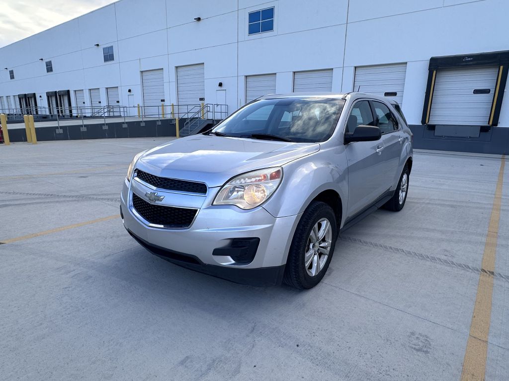 Photo 8 of this CHEVROLET EQUINOX