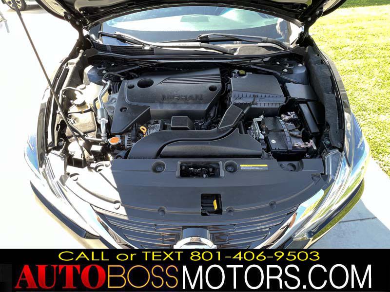 Photo 20 of this NISSAN ALTIMA