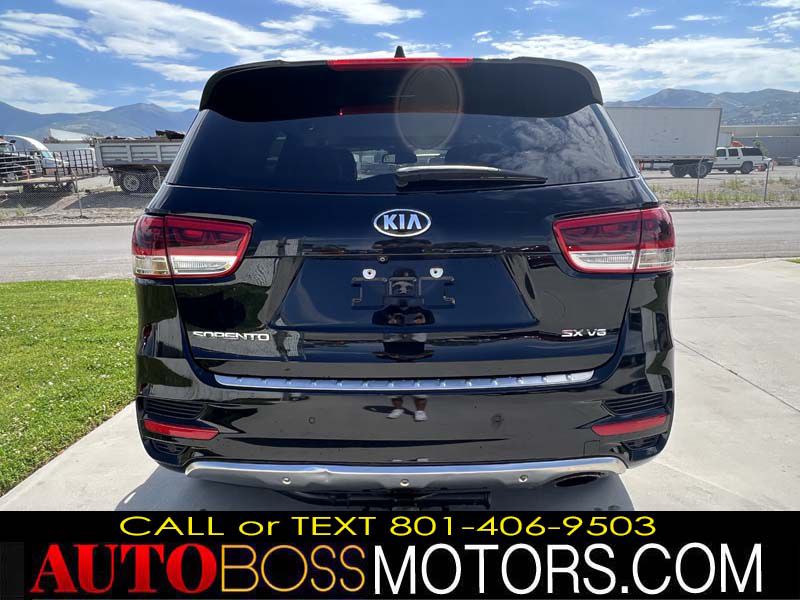 Photo 5 of this KIA SORENTO