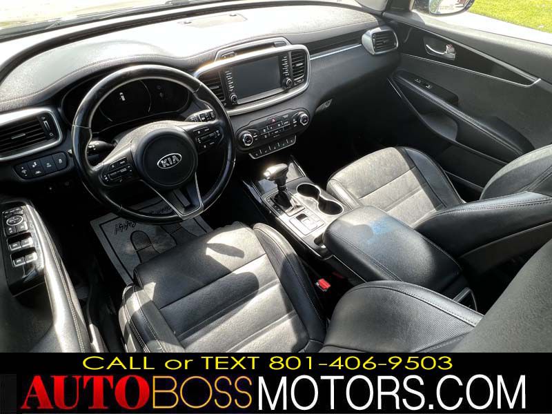 Photo 12 of this KIA SORENTO