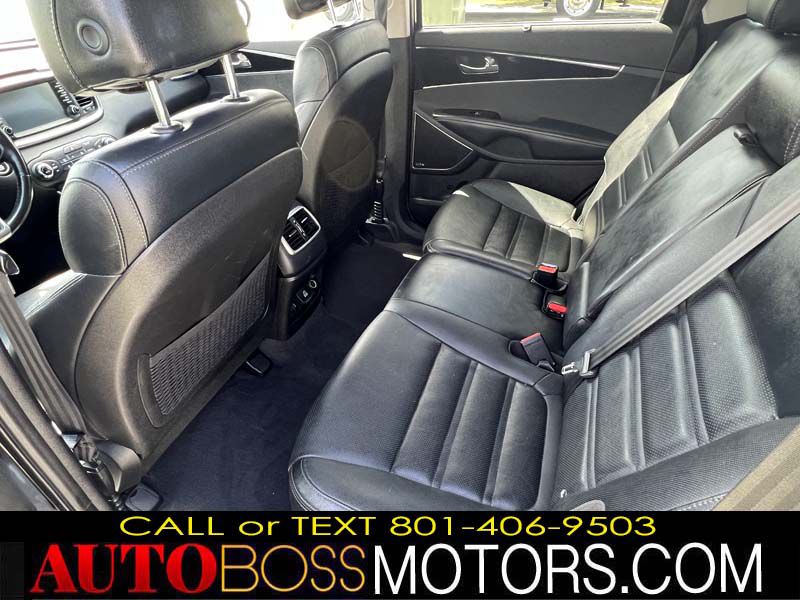 Photo 13 of this KIA SORENTO