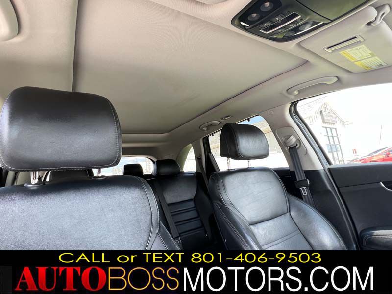Photo 19 of this KIA SORENTO