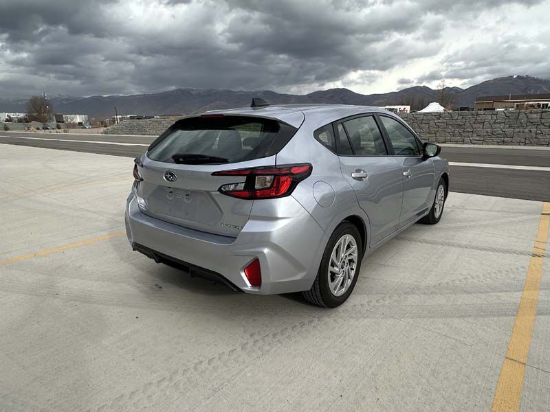 Photo 4 of this SUBARU IMPREZA