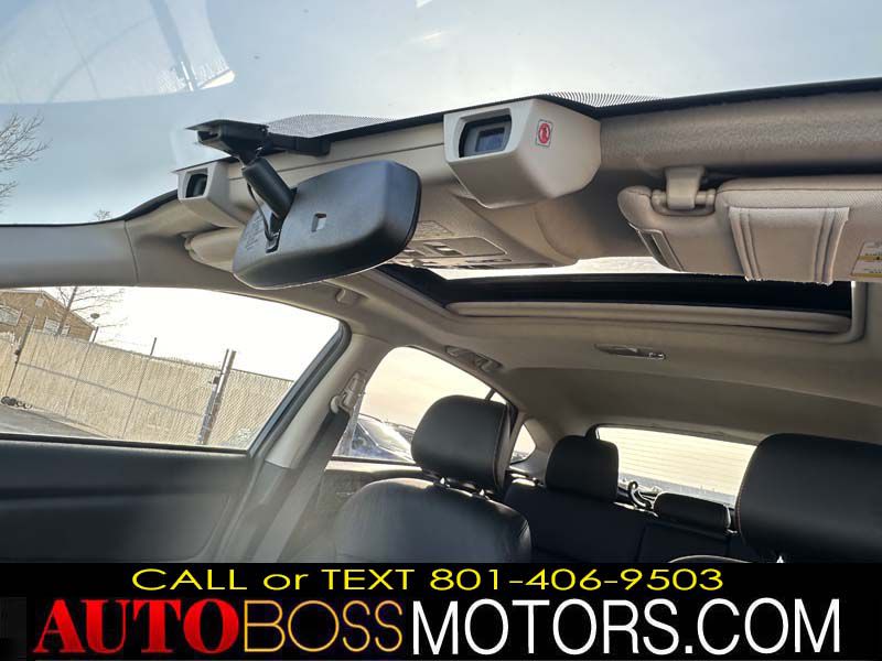 Photo 25 of this SUBARU CROSSTREK