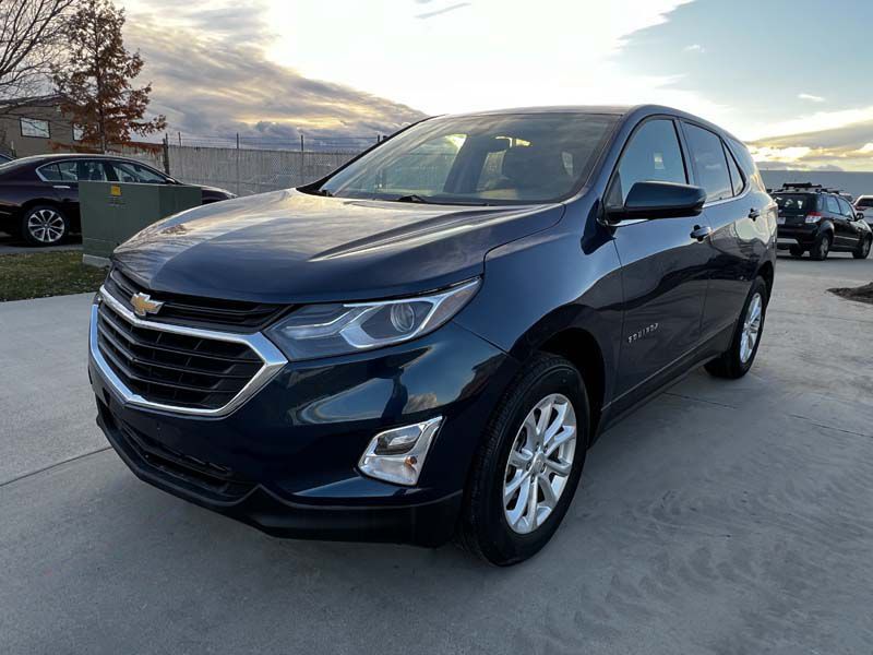 Photo 8 of this CHEVROLET EQUINOX