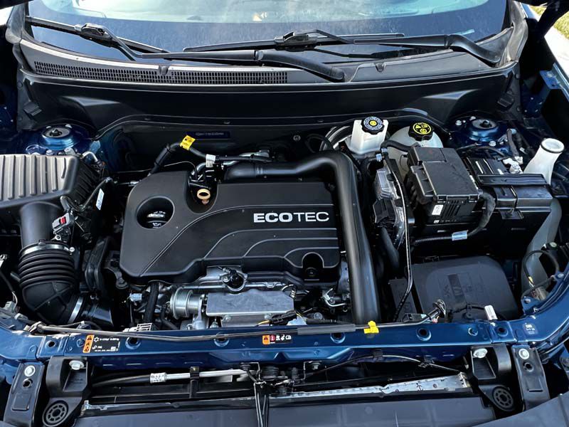 Photo 11 of this CHEVROLET EQUINOX