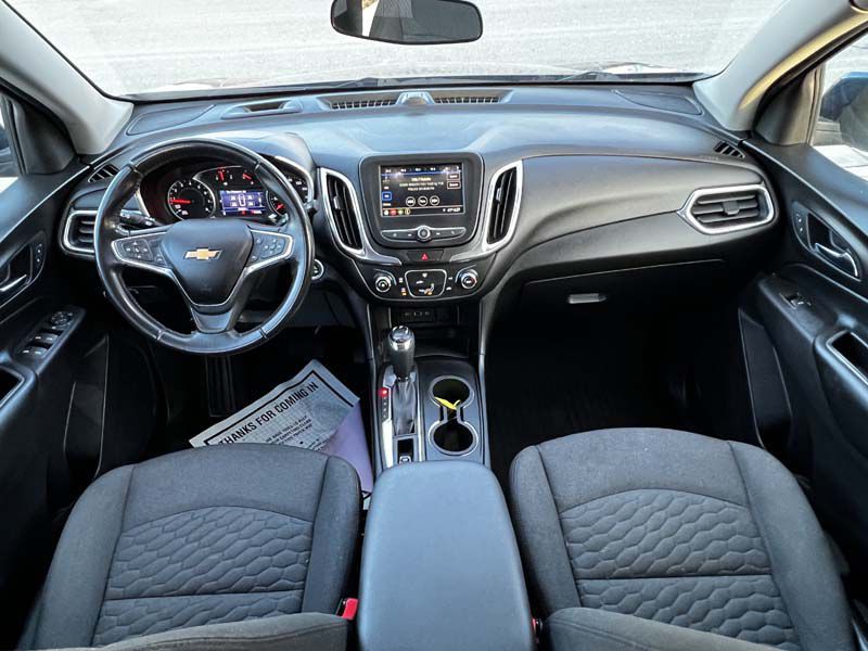 Photo 17 of this CHEVROLET EQUINOX